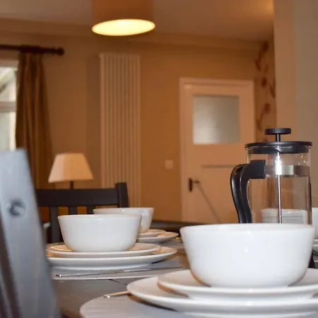Apartman 3 Bedroom House With Free Parking Dublin